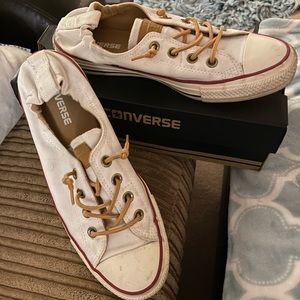 Women’s converse size 9